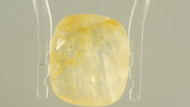 Srilankan Yellow Sapphire 8.48 Carat — video