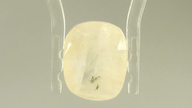 Yellow Sapphire 6.75 Carat — video