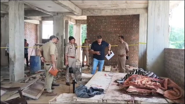 वृंदावन में निर्माणाधीन बिल्डिंग में मिला ठेकेदार का लहूलुहान शव