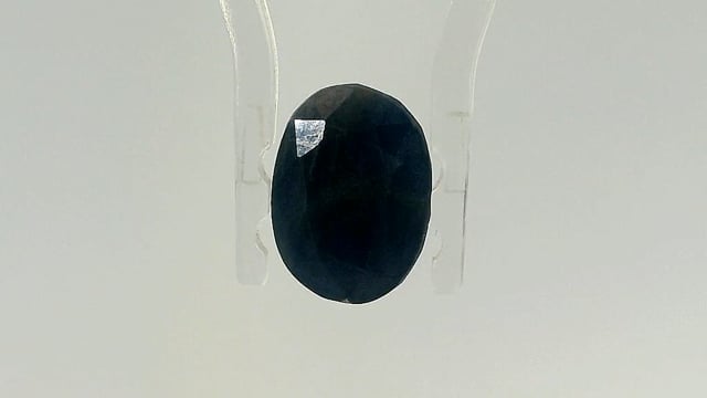 Madagascar Aprajita Sapphire 5.12 Carat — video