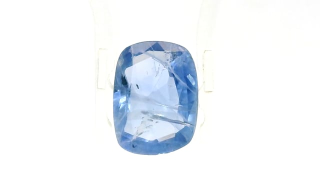 Srilankan Neelam 2.89 Carat — video