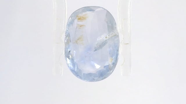 Srilankan Neelam 4.17 Carat — video