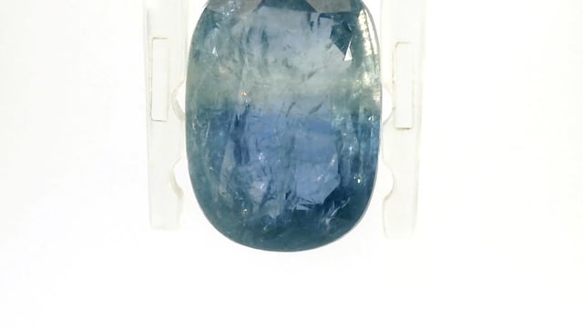 Srilankan Neelam 5.14 Carats — video
