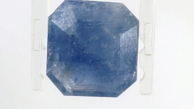 Srilankan Neelam 6.5 Carats — video