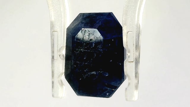 Burma Neelam 6.79 Carats — video