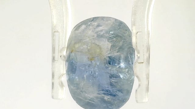 Srilankan Neelam 5.9 Carats — video