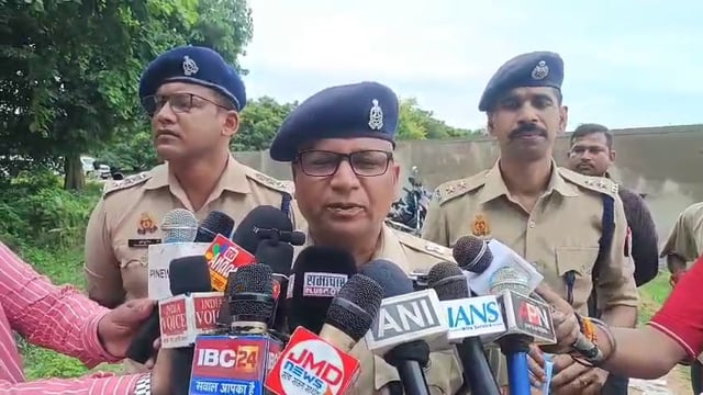 तालाब में मिली मेडिकल रिप्रेजेंटेटिव की लाश, हत्या की आशंका से सनसनी