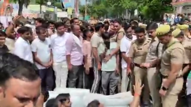 मेरठ थाना हस्तिनापुर क्षेत्रान्तर्गत नितिन नागर की हत्या के प्रकरण के संबंध में वरिष्ठ पुलिस अधीक्षक, मेरठ की बाइट।