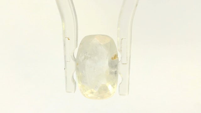 Srilankan White Sapphire 2.98 Carat — video