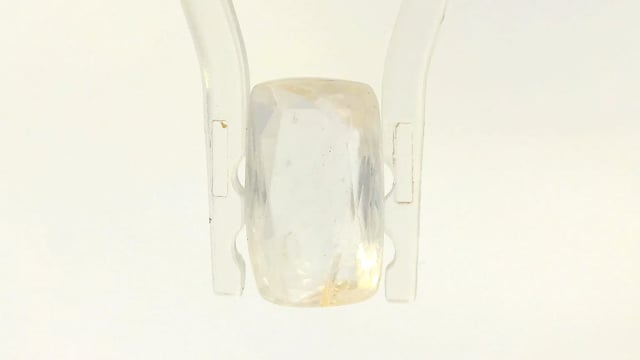 Srilankan White Sapphire 3.63 Carat — video