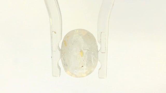 Srilankan White Sapphire 2.69 Carat — video