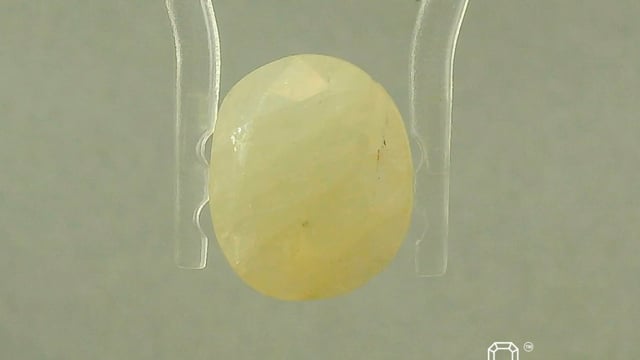 White Sapphire 7.62 Carat — video