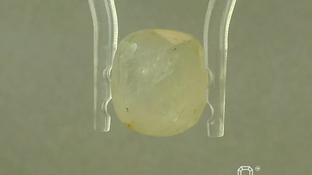 White Sapphire 6.55 Carat — video