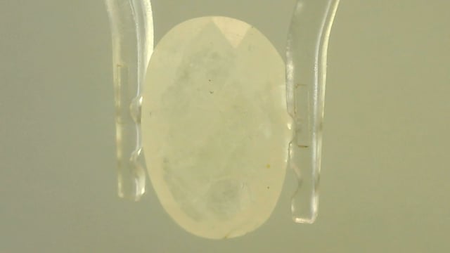 White Sapphire 5.5 Carat — video