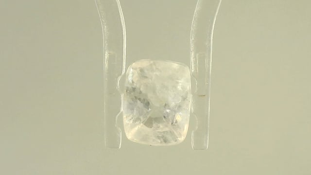 Srilankan White Sapphire 2.29 Carat — video