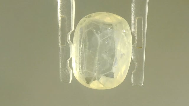 Srilankan White Sapphire 2.68 Carats — video