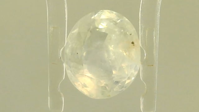 Srilankan White Sapphire 3.62 Carats — video