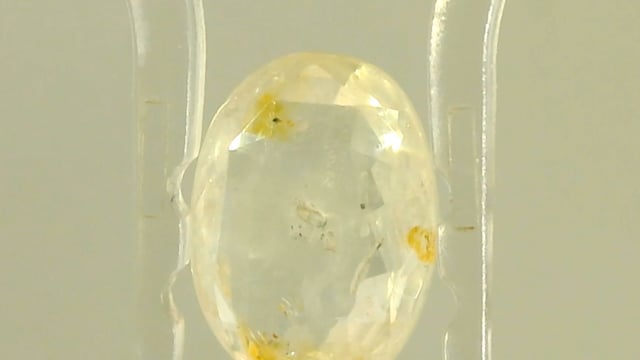 Srilankan White Sapphire 4.01 Carats — video