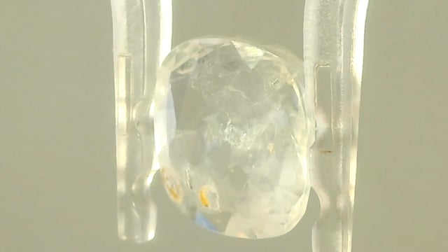 Srilankan White Sapphire 3 Carats — video