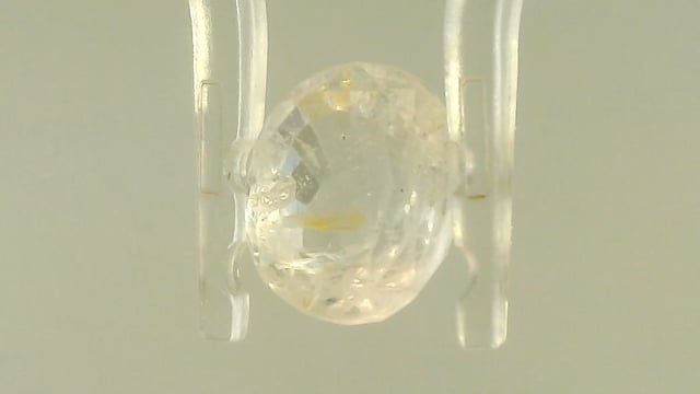 Srilankan White Sapphire 3.43 Carats — video