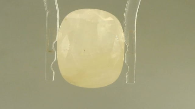 Burma White Sapphire 10.47 Carats — video