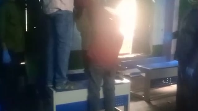 अंबेडकर नगर पीआरडी जवान ने फांसी लगाकर की आत्महत्या।