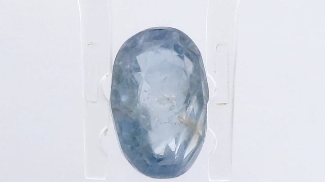 Srilankan Blue Sapphire 3.68 Carat — video