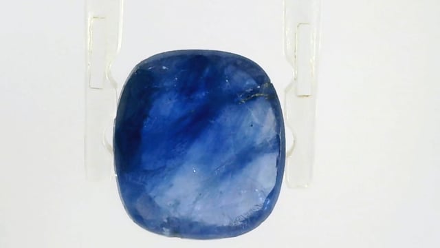 Srilankan Blue Sapphire 3.82 Carats — video