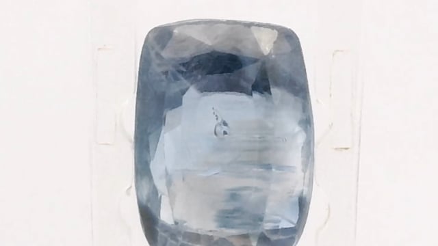 Srilankan Blue Sapphire 4.4 Carats — video