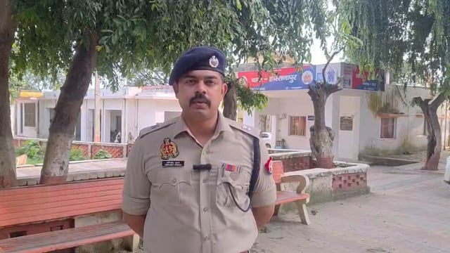 मेरठ थाना हस्तिनापुर क्षेत्रान्तर्गत सड़क किनारे महिला का शव मिलने की घटना में पुलिस कार्यवाही के संबंध में पुलिस अधीक्षक ग्रामीण की बाइट।