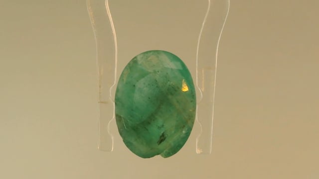 Brazilian Panna 2.69 Carat — video