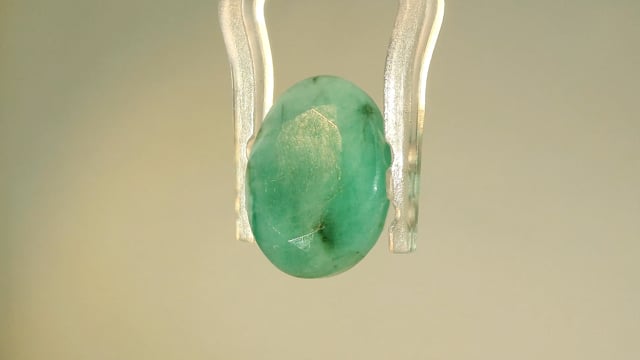 Brazilian Panna 6.27 Carat — video