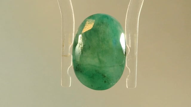 Brazilian Emerald 3.72 Carat — video
