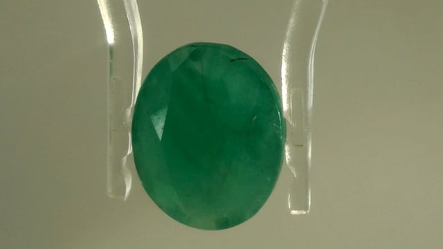 Brazilian Emerald 5.26 Carat — video