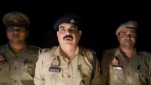 ब्रेकिंग
पुलिस मुठभेड़ में दो बदमाश घायल, तीन गिरफ्तार
इस संबंध में क्षेत्राधिकारी टांडा प्रदीप सिंह चंदेल ने घटना की जानकारी देते हुए