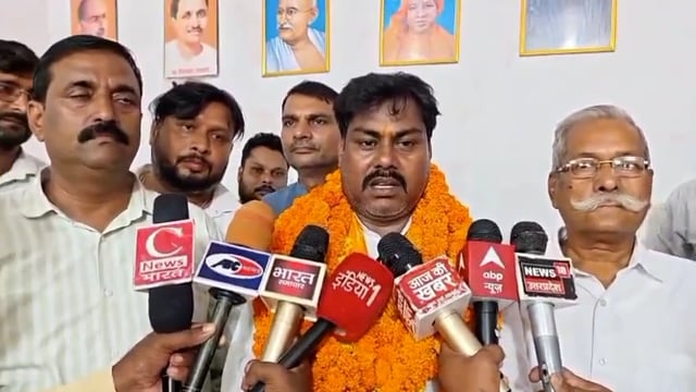 कन्हैया पासवान के स्वागत में निकली 8 किलोमीटर लंबी रैली, जगह-जगह हुआ भव्य अभिनंदन