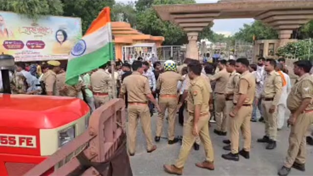 MANT-पापड़ी जाने निकले किशन, रास्ते में मिली मौत! बस की टक्कर से, मचा कोहराम,,