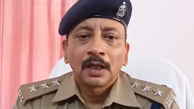 बलरामपुर 59लाख के सरकारी गेहूं के घोटाले का आरोपी गिरफ्तार सुनें क्या कुछ कहते हैं सीओ 