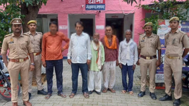 संग्रामगढ़ पुलिस की बड़ी कार्रवाई, न्यायालय से जारी वारंट पर 5 वारंटी अभियुक्त गिरफ्तार#latest_news 