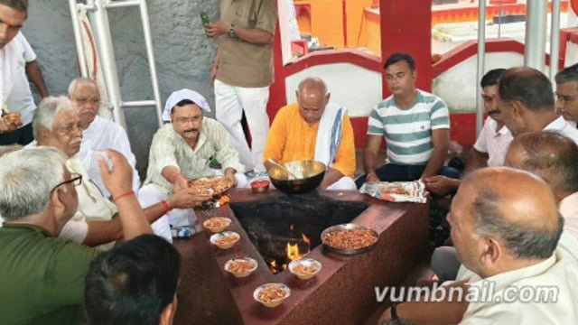 बाबा कीनाराम जी के छठी पर बाबा कीनाराम मठ रामगढ़ में हुए दर्शन पूजन 