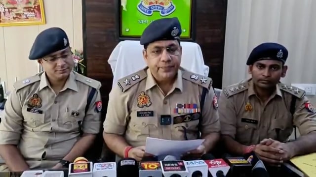 शामली पुलिस का बड़ा एक्शन! 11 चोरी की बाइक बरामद, 2 शातिर वाहन चोर गिरफ्तार | SP Shamli की बाइट
