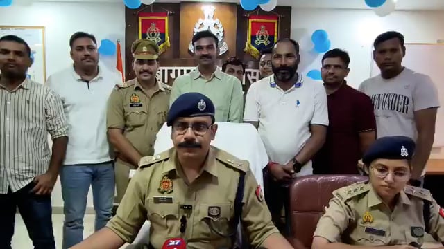 🚨 फ्लिपकार्ट शिपमेंट में बड़ा फर्जीवाड़ा! बागपत पुलिस ने अंतर्राज्यीय गिरोह का किया पर्दाफाश, 3 गिरफ्तार | 42 मोबाइल बर