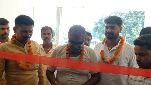 प्रमुख द्वारा के-मेगामार्ट माॅल का उद्घाटन 