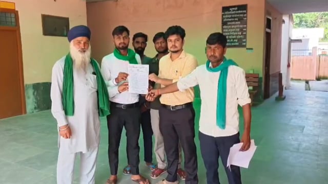 परसादपुर आवासों में गड़बड़ी की जांच की मांग, भाकियू ने नायब तहसीलदार को सौंपा ज्ञापन