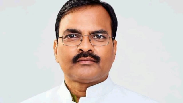 खोरौली ग्राम सभा निवासी सुनील कुमार मौर्या को सपा का जिलाध्यक्ष बनाए जाने पर कार्यकर्ताओं में हर्ष