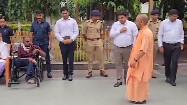 📰 जनता दर्शन में मुख्यमंत्री ने सुनी आमजन की समस्याएं
