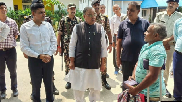 Banka jile mein mananiy Pradhanmantri ji ka janmdin ke Shubh avsar per viklangon Ko Diya sahayata