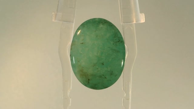 Columbian  Panna 10.07 Carat — video