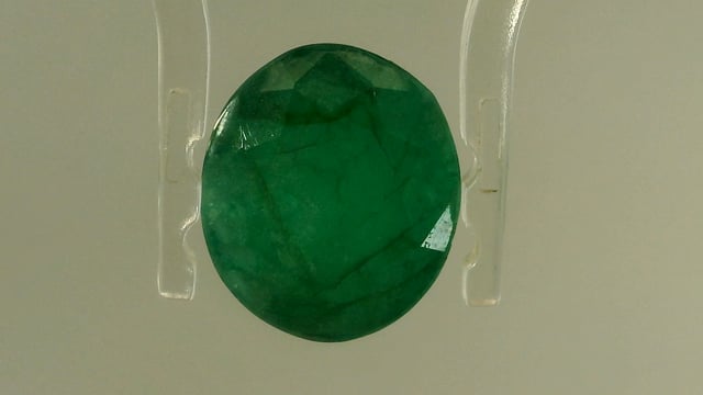 Brazilian Emerald 6.34 Carat — video