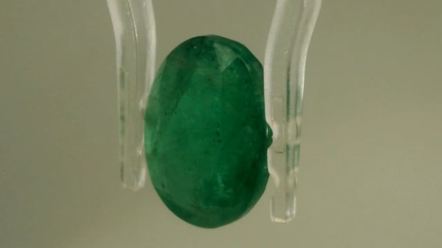 Brazilian Emerald 6.84 Carat — video